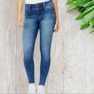 WALLFLOWER The Sassy High Rise Skinny size 11x 30 New with tags